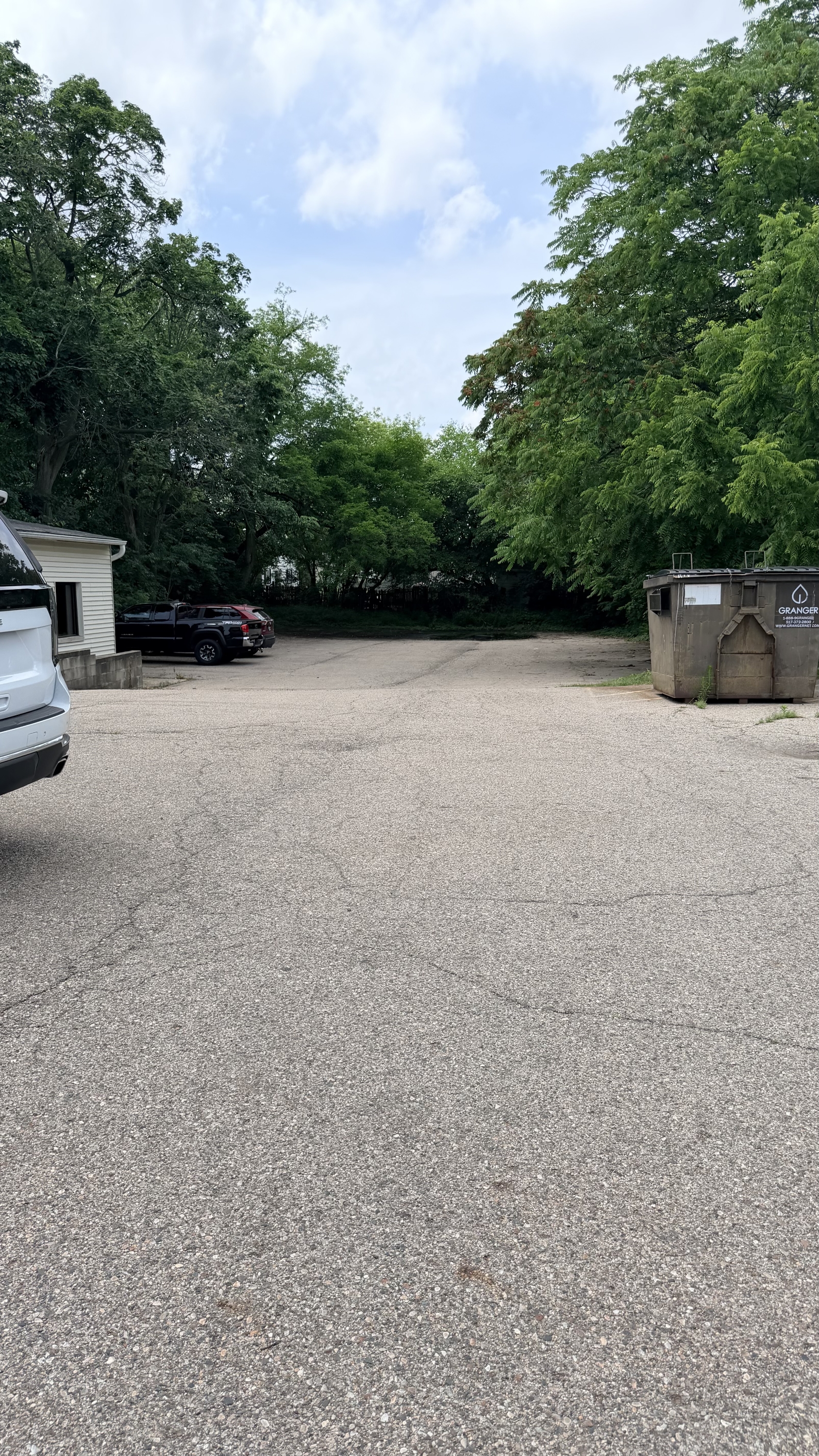 5832 S Cedar St - 1